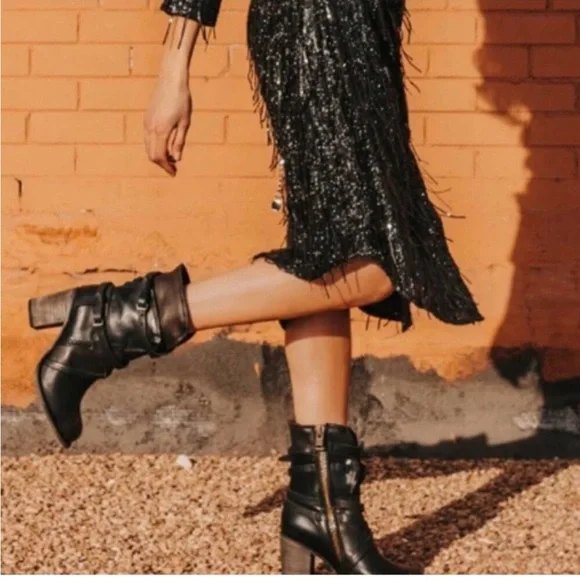 FREEBIRD BY STEVEN Baker Heeled Boots Sz 10 Black Brown - Picture 3 of 15